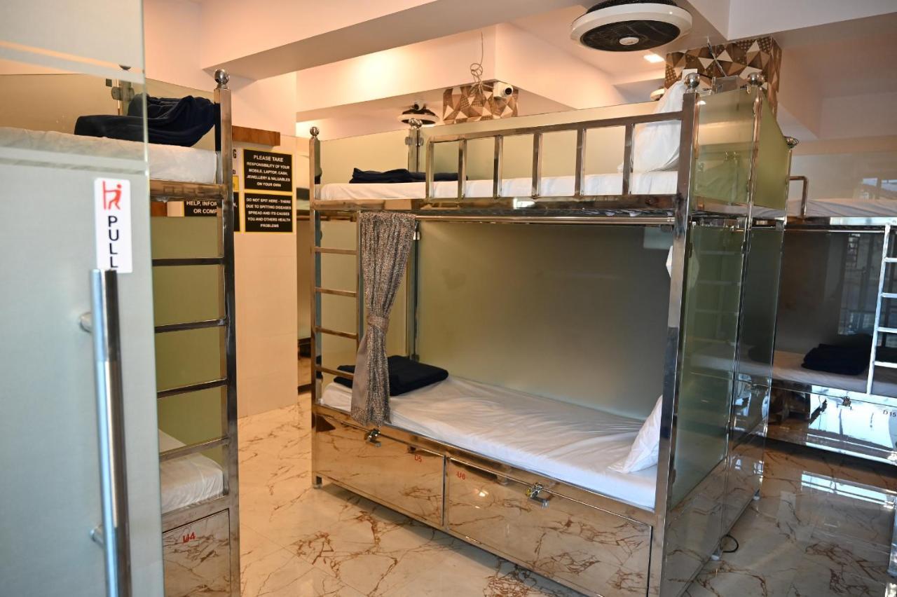 Sagar Dormitory Andheri - Nearest To Andheri Railway Station West Мумбаї Екстер'єр фото